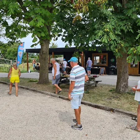572 Op Recreatiepark De Wielen Sint Maarten