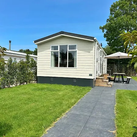 572 Op Recreatiepark De Wielen شاليه *