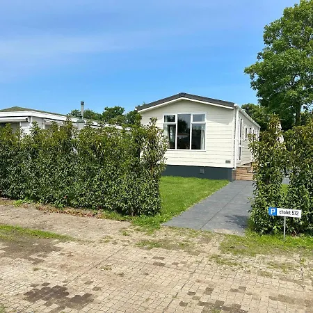 572 Op Recreatiepark De Wielen *